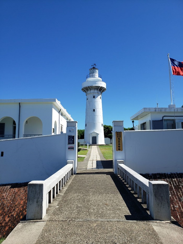 While light house in a courtyard