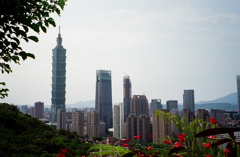 A view of Taipei, Taiwan buildings from the top of Xiangshan.