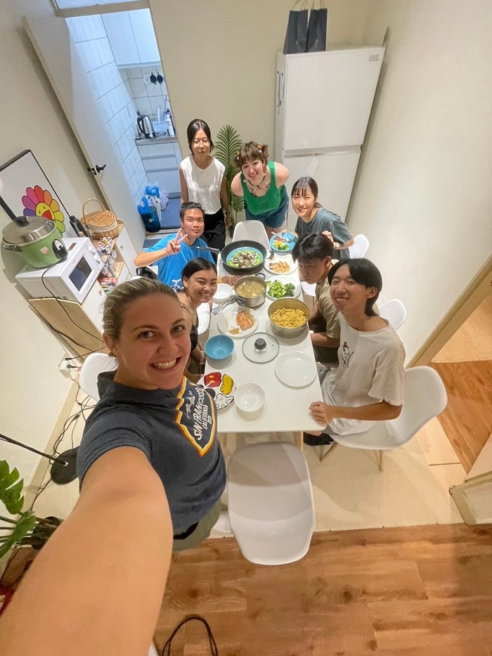 CET Taiwan students and local roommates eating a home-cooked meal together