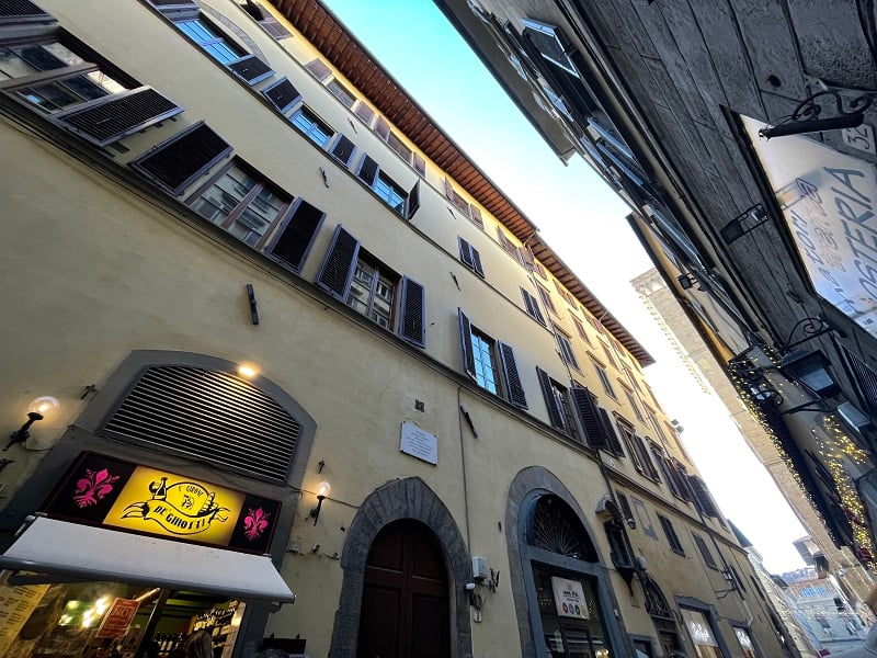 The outside building of a panino shop in Florence, Italy called I' Girone De' Ghiotti