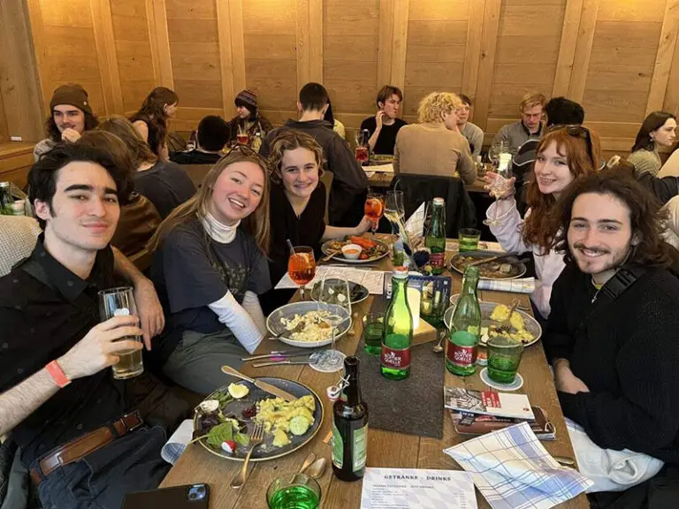 students eating meal