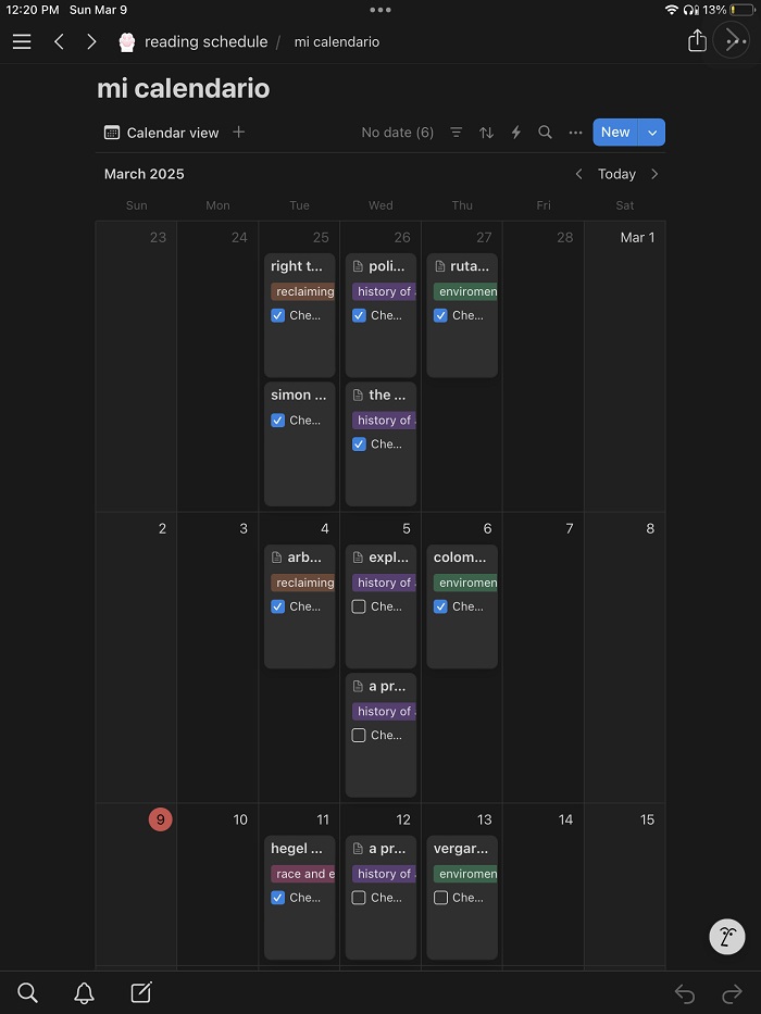 A CET Colombia student schedule of a reading calendar on Notion