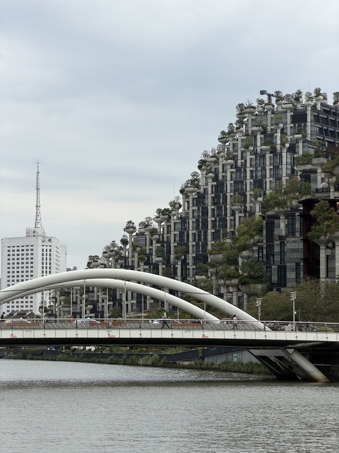 1000 Trees building and pedestrian bridge in Shanghai